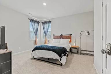 Main picture of 619 Speith Dr