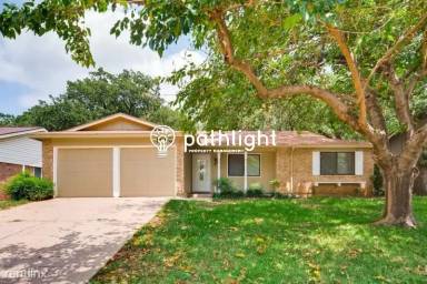 Main picture of 2705 Hilldale Blvd