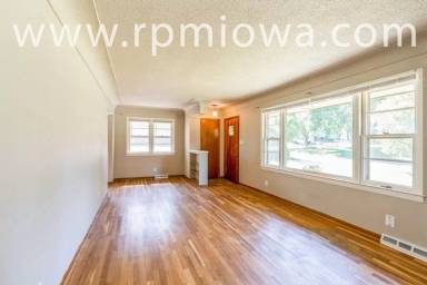 Main picture of 4127 Shawnee Ave