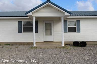 Main picture of 7 McClard St
