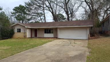 Main picture of 1732 Camellia Ln