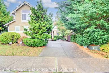 Main picture of 16916 166th Pl SE