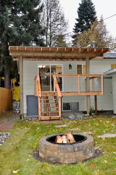 Main picture of 1811 E Front Ave