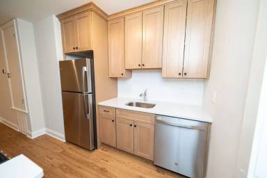 Main picture of 14 N Harrison St