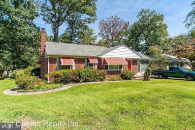 Main picture of 9202 Hines Rd