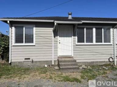 Main picture of 1560 Samal St
