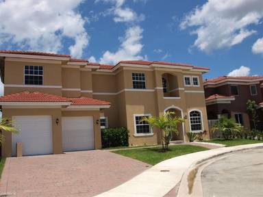 Main picture of 15519 SW 11th Ter