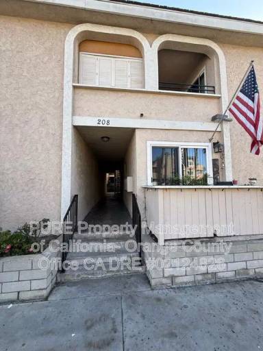 Main picture of 208 19th St
