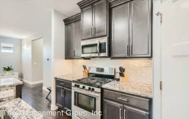 Main picture of 3228 NW 47th Dr