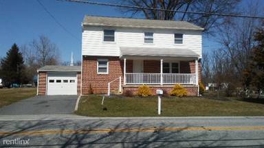 Main picture of 817 Turnpike Rd