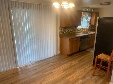 Main picture of 2468 NE Fleming Ter