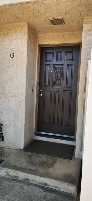 Main picture of 1720 Melrose Ave