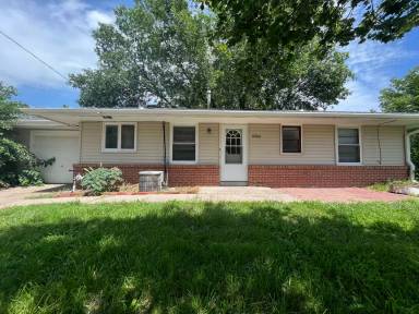 Main picture of 5206 W Craw St