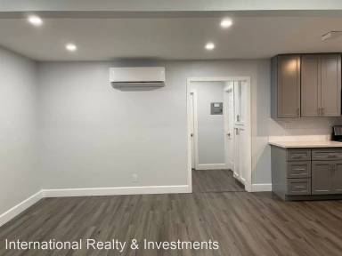 Main picture of 7116 S La Cienega Blvd