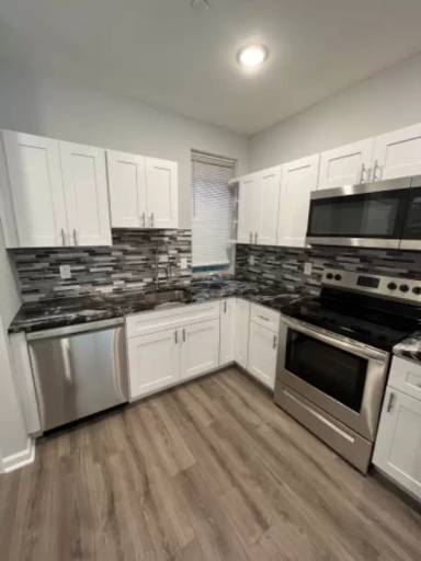 Main picture of 4107 W Girard Ave