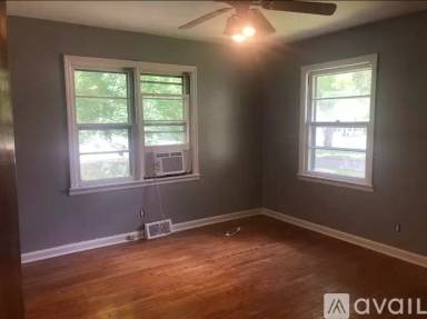 Main picture of 902 Westfall Ave