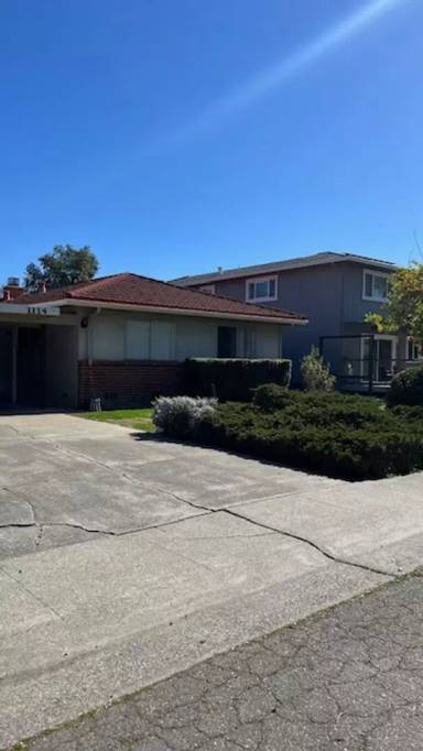 Main picture of 1114 Oeste Dr