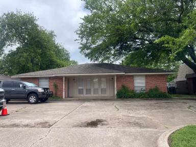 Main picture of 1402 Rebecca Ln