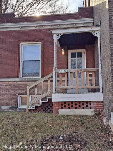 Main picture of 818 Wilmington Ave