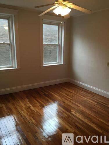 Main picture of 211 Park Dr
