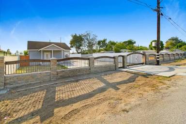 Main picture of 4848 Doane Ave