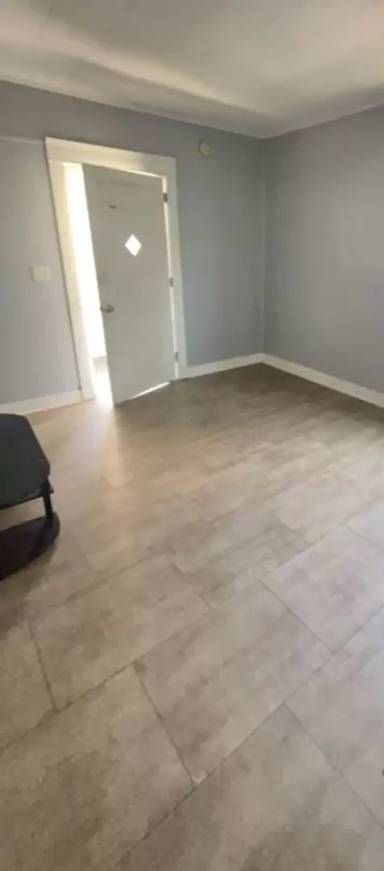 Main picture of 4129 W Muhammad Ali Blvd