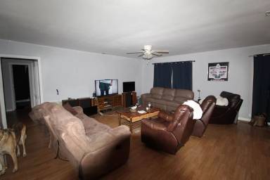 Main picture of 223 N Edgewood Dr