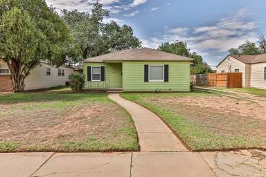 Main picture of 2403 30th St