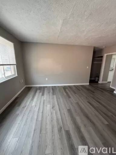 Main picture of 20580 Lorain Rd