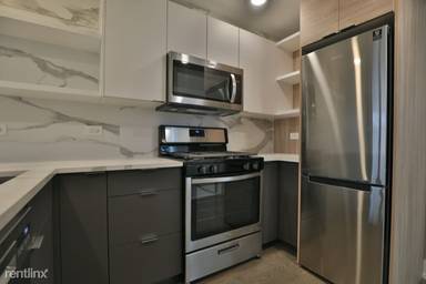 Main picture of 4423 N Ashland Ave