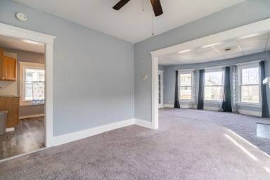 Main picture of 251 Loring Ave