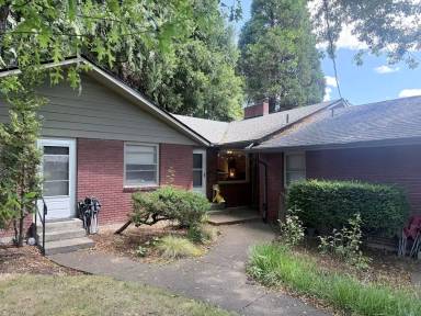 Main picture of 8650 SW Canyon Ln