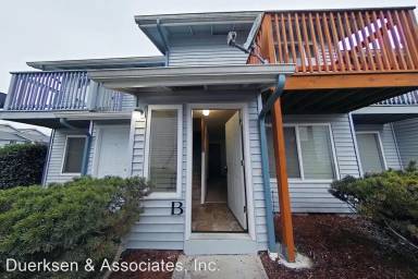 Main picture of 2521 SW Pickford St