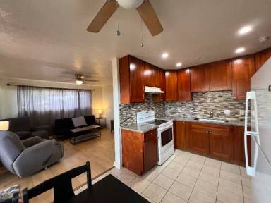 Main picture of 830 Liloa St