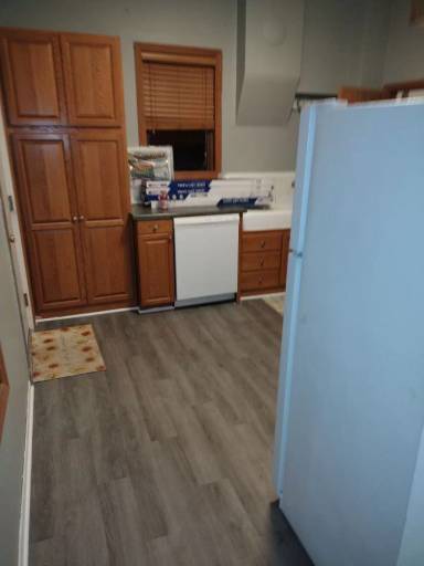 Main picture of 315 S Walnut Ave