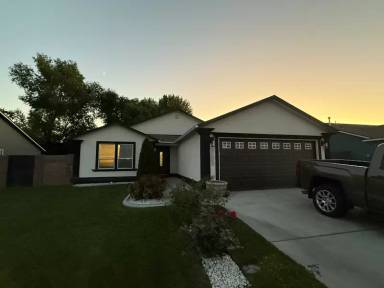 Main picture of 5502 Hayes Ln