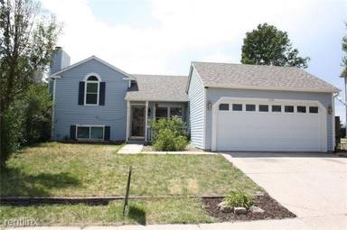 Main picture of 7970 Belford Dr