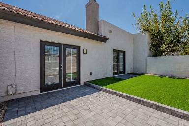 Main picture of 3050 N 24th Ln Apartments