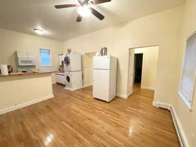 Main picture of 7 Spring Garden St