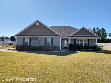 Main picture of 835 Solomon Dr