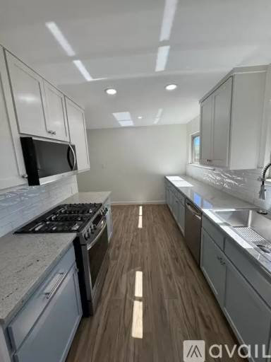 Main picture of 1977 Oceanaire Dr