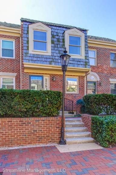 Main picture of 5310 Connecticut Ave NW