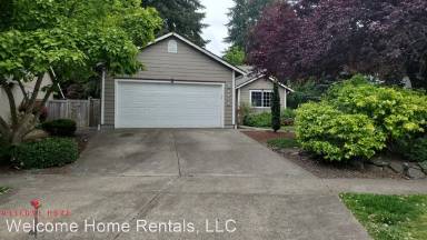 Main picture of 2908 Solitude St SE