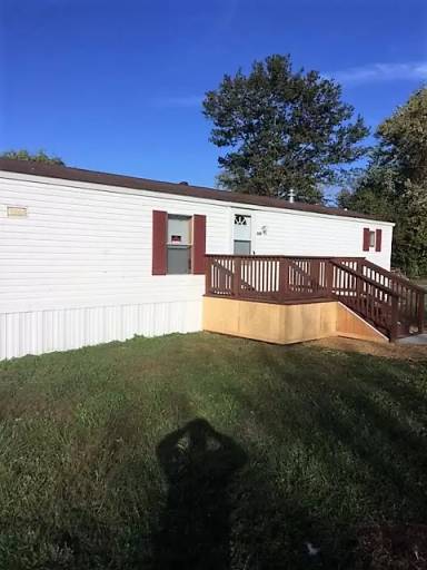 Main picture of 714 E Feifer St
