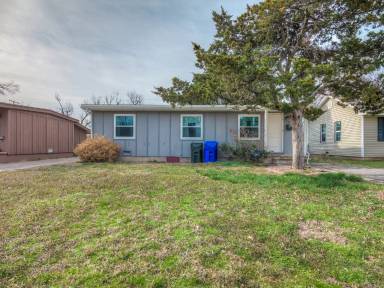 Main picture of 1238 Iowa St