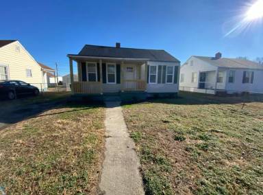 Main picture of 5105 Robin Grey Ln