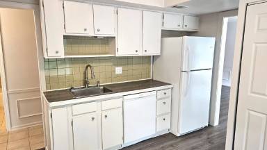Main picture of 9155 Main Street