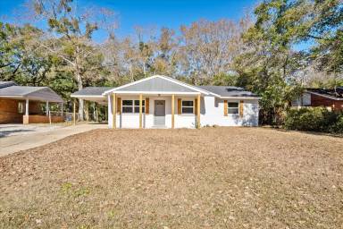 Main picture of 4110 Yorkshire Ln