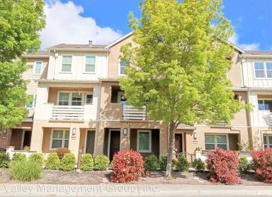 Main picture of 166 Triggs Ln