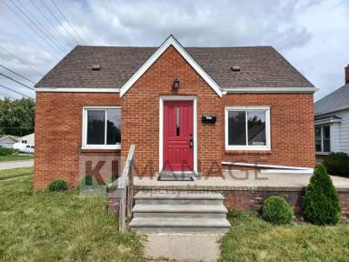 Main picture of 13335 Charlotte Ave